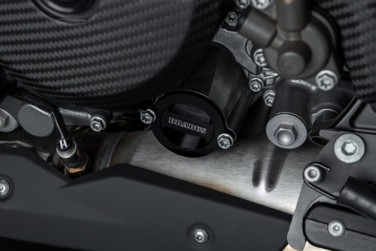 Brabus-1300-R-Masterpiece-25