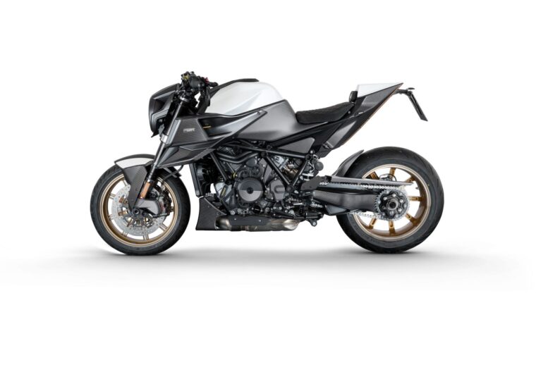 Brabus-1300-R-Masterpiece-29