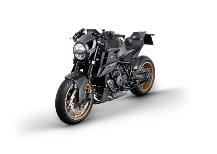 Brabus-1300-R-Masterpiece-3