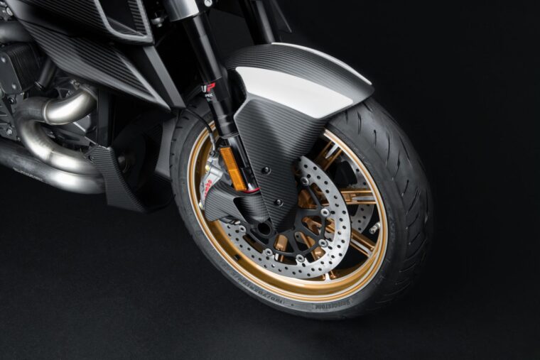 Brabus-1300-R-Masterpiece-38