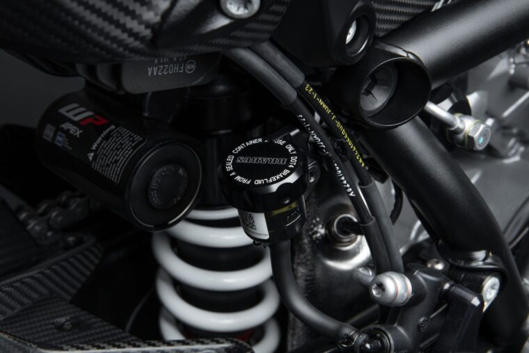 Brabus-1300-R-Masterpiece-60