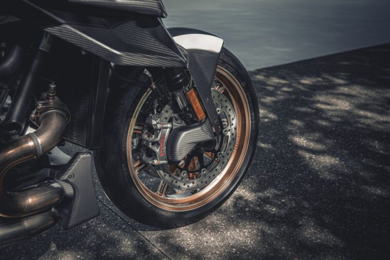 Brabus-1300-R-Masterpiece-86