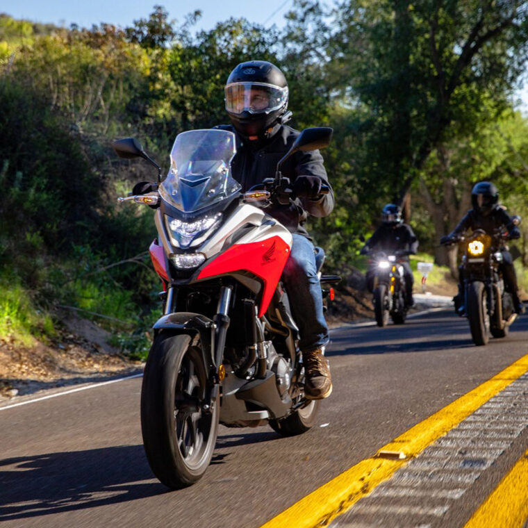 Cardo-Packtalk-Edge - 11