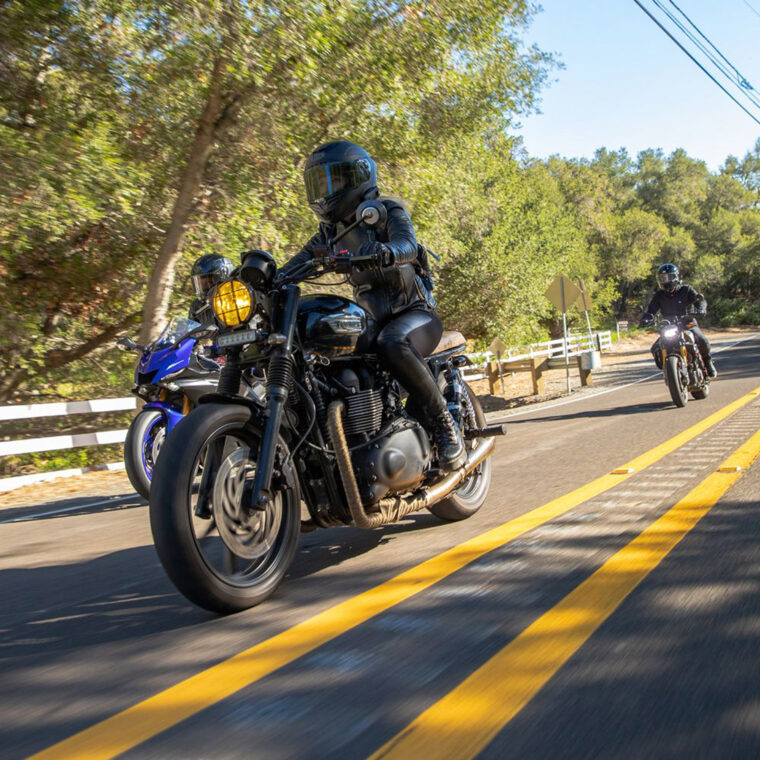 Cardo-Packtalk-Edge - 12