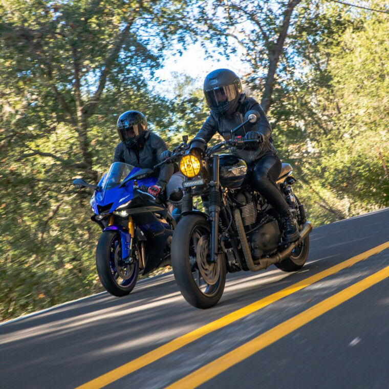 Cardo-Packtalk-Edge - 13