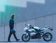Kawasaki presenta sus primeras motos eléctricas en Europa: Ninja y Z e-1 10 Kawasaki Ninja e 1 2024 9