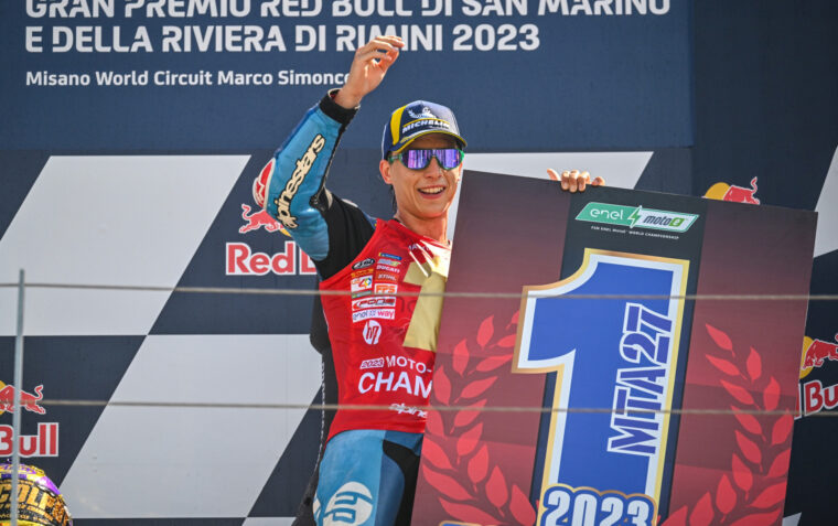 Mattia-Casadei-campeon-mundo-MotoE-2023 (2)