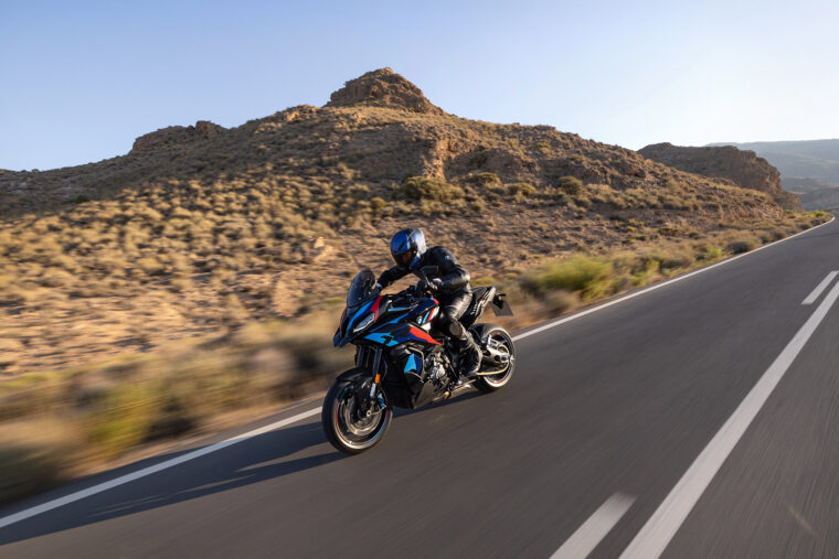 BMW-M-1000-XR-2024- - 15