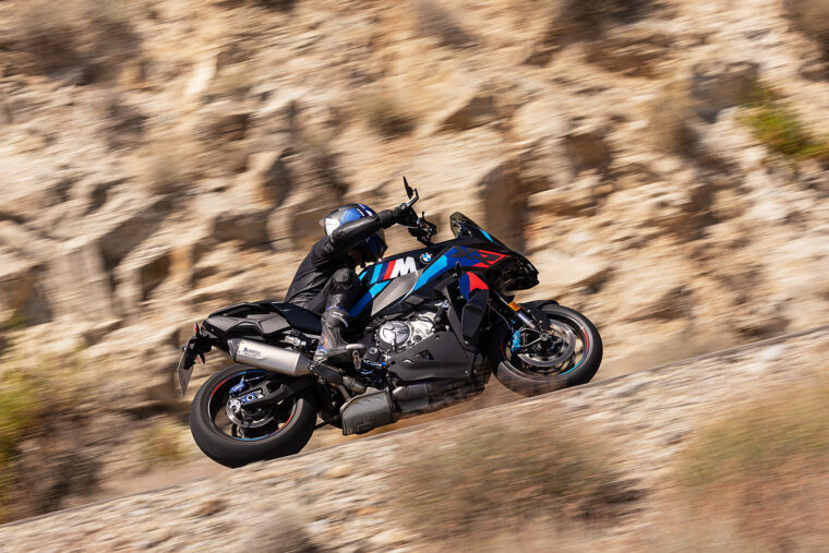 BMW-M-1000-XR-2024- - 21