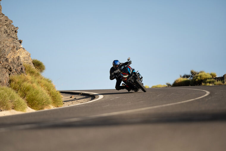 BMW-M-1000-XR-2024- - 41