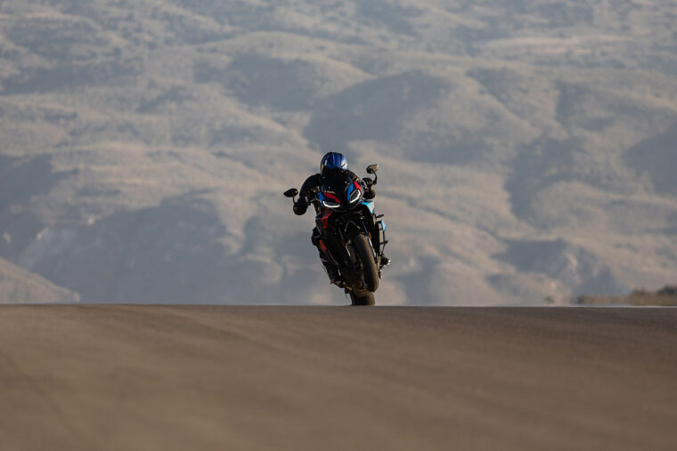 BMW-M-1000-XR-2024- - 46