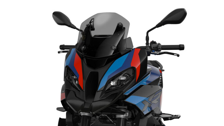 BMW-M-1000-XR-2024- - 60