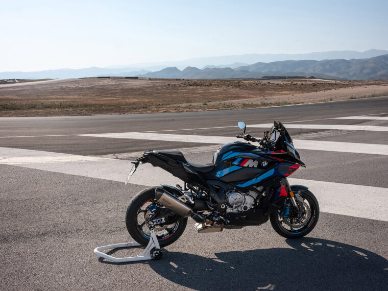 BMW-M-1000-XR-2024- - 9