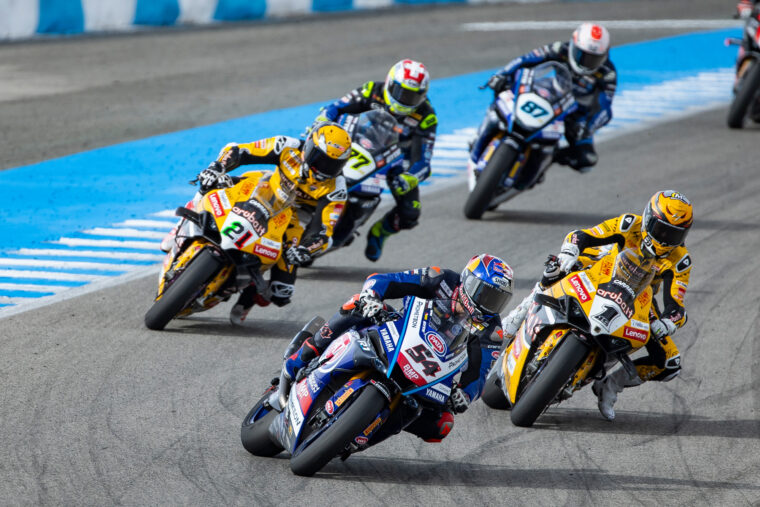 Bautista-triplete-jerez-superbike-duelo-Razgatlioglu-2023 (12)