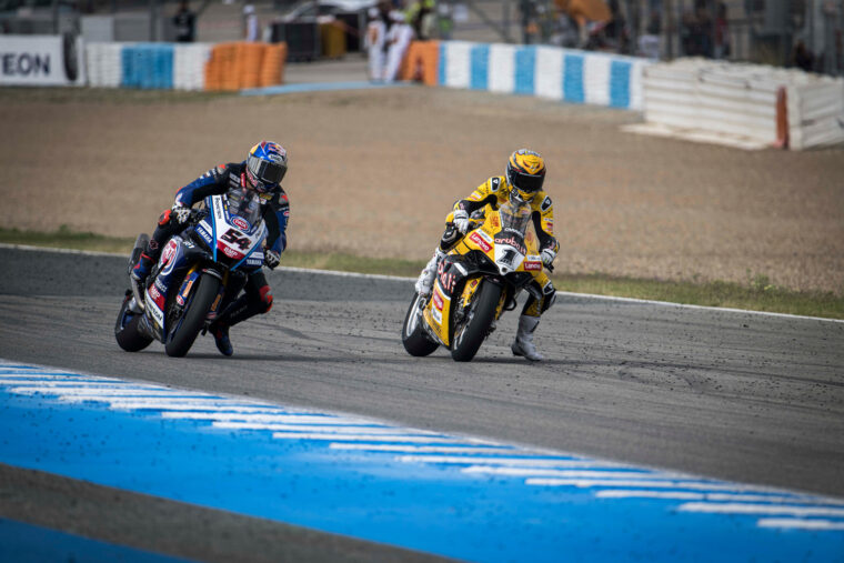 Bautista-triplete-jerez-superbike-duelo-Razgatlioglu-2023 (4)