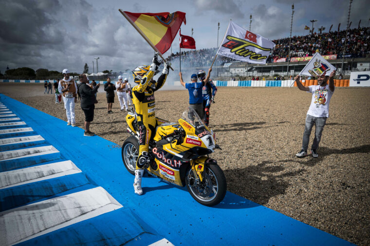 Bautista-triplete-jerez-superbike-duelo-Razgatlioglu-2023 (6)