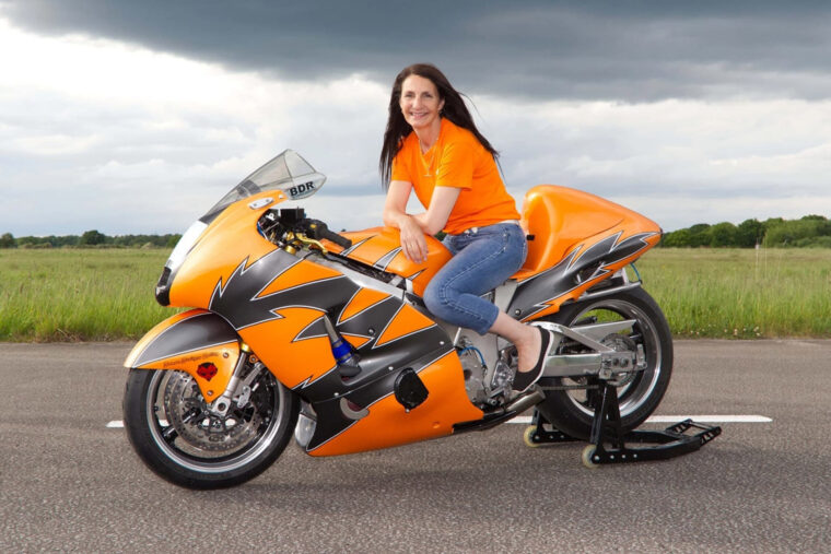 Becci-Ellis-Mujer-record-velocidad - 5