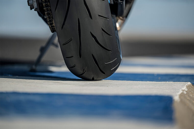 Bridgestone-Battlax-Hypersport-S23 - 11