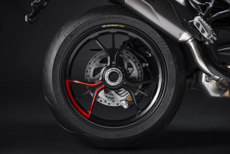 Ducati-Multistrada-V4-RS-2024- - 14