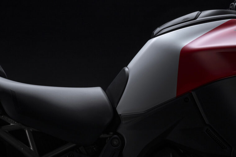 Ducati-Multistrada-V4-RS-2024- - 17