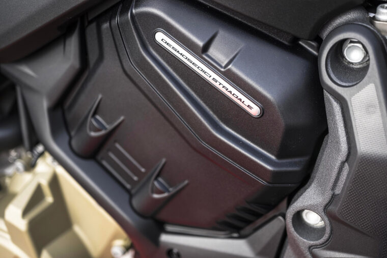 Ducati-Multistrada-V4-RS-2024- - 25