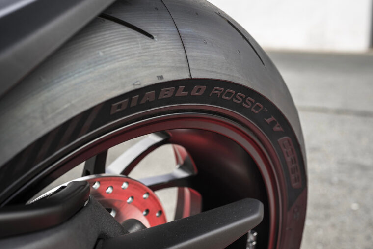 Ducati-Multistrada-V4-RS-2024- - 26