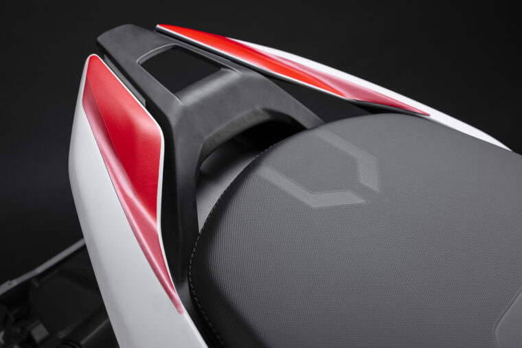 Ducati-Multistrada-V4-RS-2024- - 31