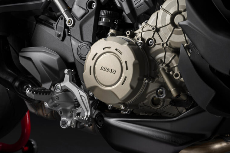 Ducati-Multistrada-V4-RS-2024- - 32