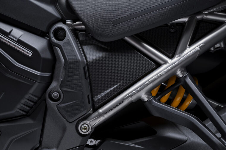 Ducati-Multistrada-V4-RS-2024- - 46