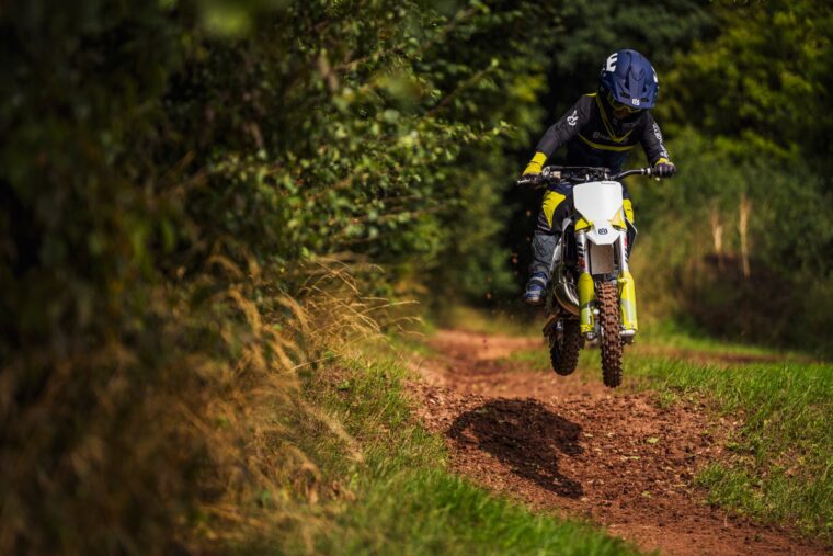 Husqvarna-TC-50-2024-25