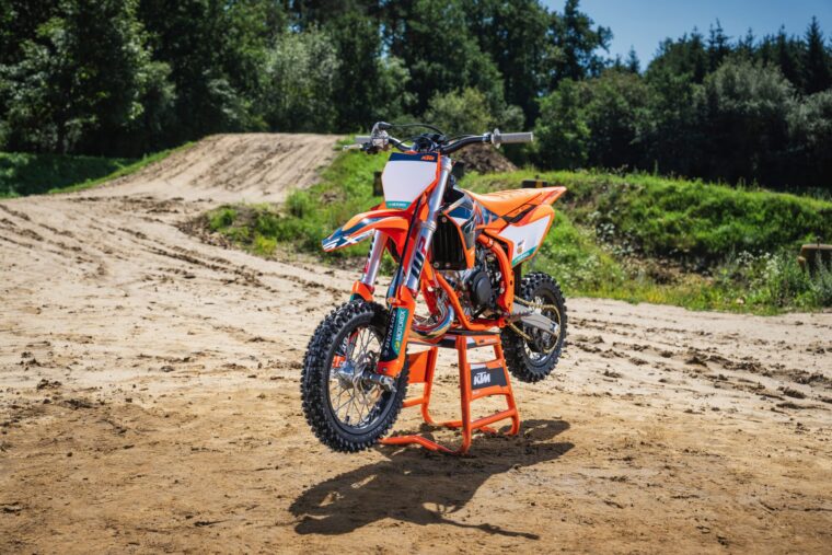 KTM-50-SX-Factory-Edition-2024-11