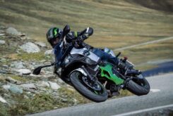 Kawasaki Ninja 7 Hybrid 2024 1