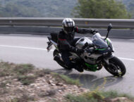 Kawasaki Ninja 7 Hybrid 2024 opinion prueba 16