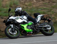 Kawasaki Ninja 7 Hybrid 2024 opinion prueba 50