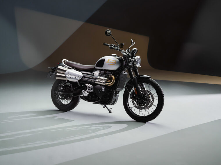 Triumph-Scrambler-1200-X-Icon-Edition-2025-7