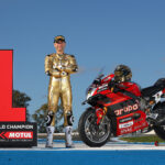 Bautista cierra el año con un triplete tras un épico duelo con Razgatlioglu 3 Álvaro Bautista se proclama Campeón del Mundo de Superbike 2023
