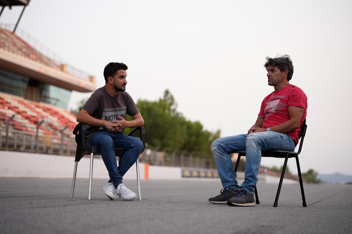 carlos checa entrevista 12