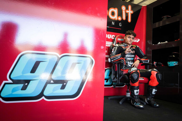 Adrian-Huertas-Test-Jerez-Supersport-Panigale (7)