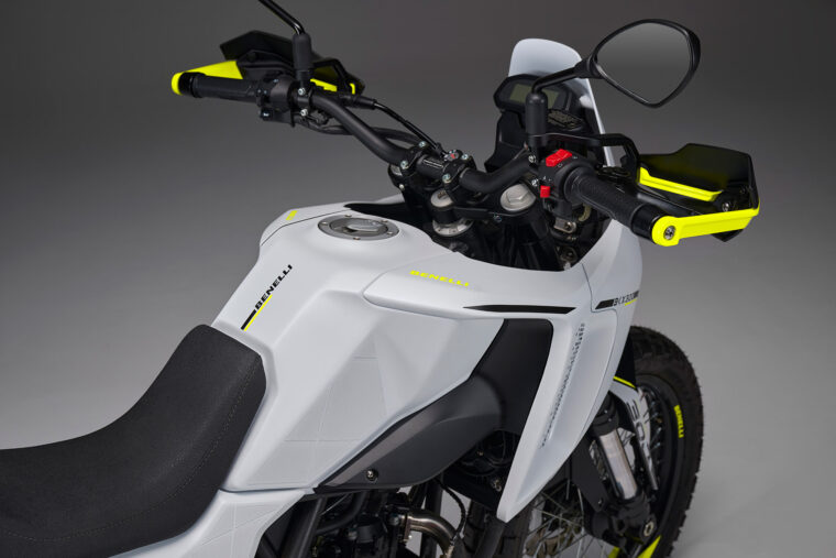 Benelli-BKX-300-2024- - 17