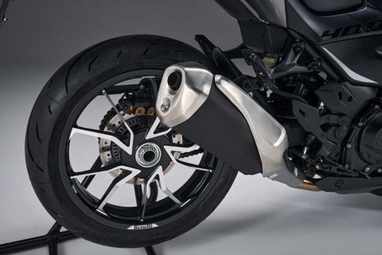 Benelli-Tornado-400-2024- - 8