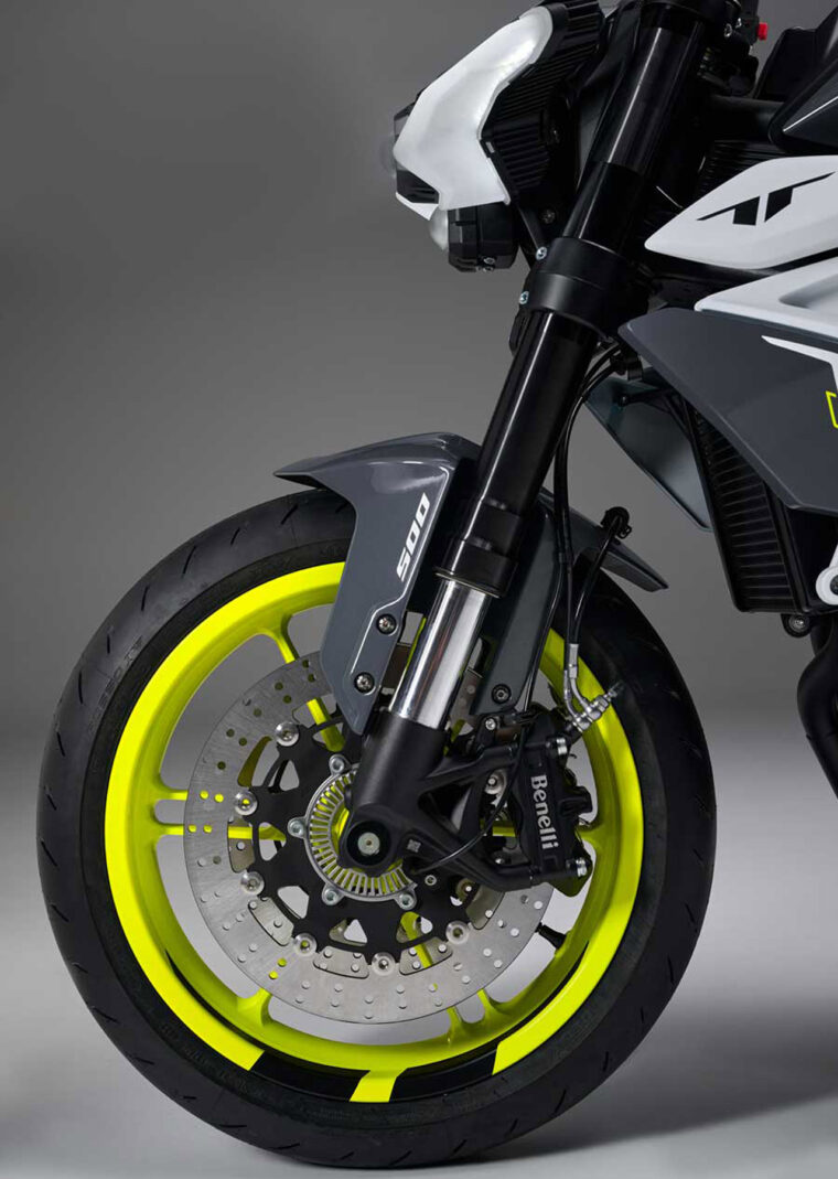 Benelli-Tornado-Naked-Twin-500-2024- - 19