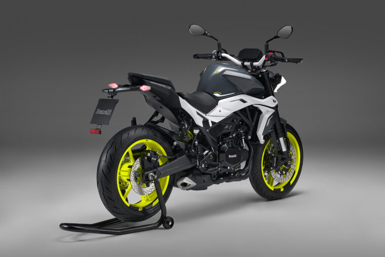 Benelli-Tornado-Naked-Twin-500-2024- - 7