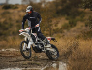 Fantic 2024: Prototipos y novedades mostradas en el EICMA 45 Fantic XEF 310 2024 accion2