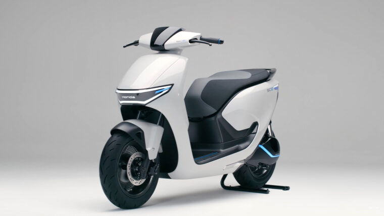 Honda SC e Concept scooter electrico EICMA (4)