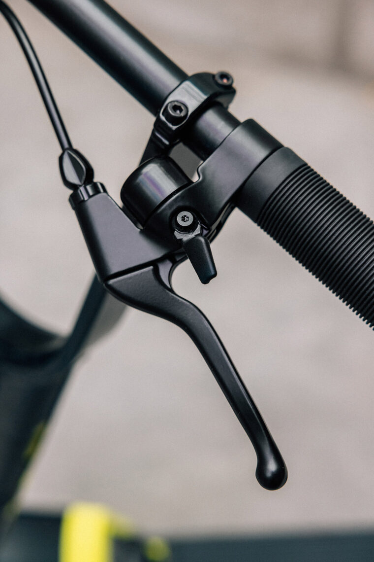 Husqvarna-Skutta-2024-patinete- - 128