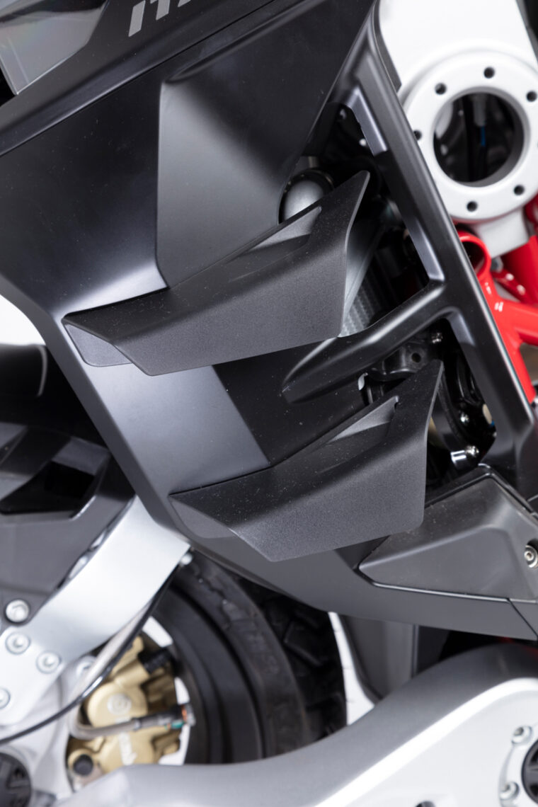 Italjet-Dragster-300-2024 (24)