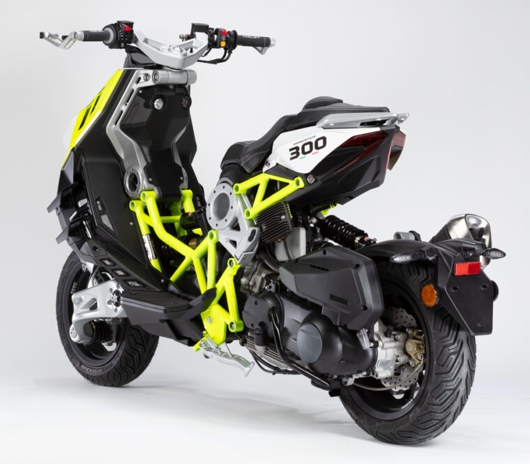 Italjet-Dragster-300-2024 (28)