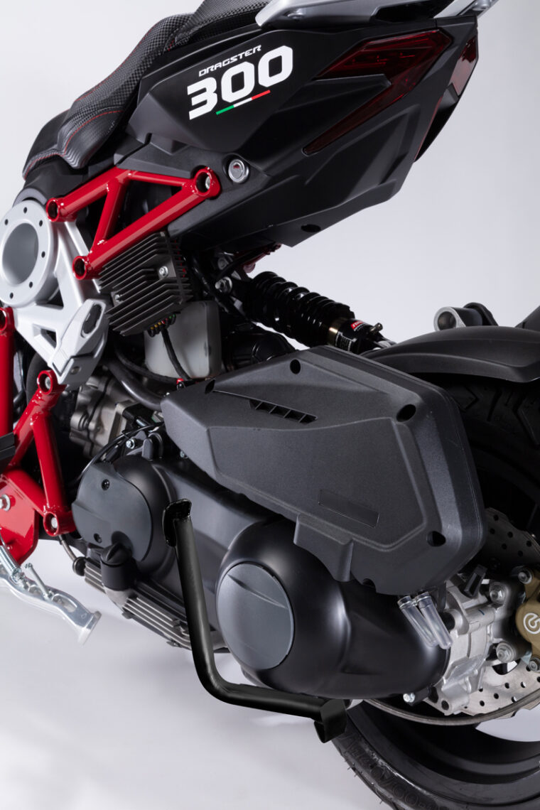 Italjet-Dragster-300-2024 (6)