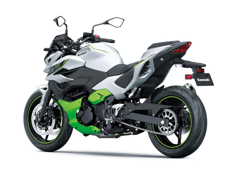 Kawasaki-Z-7-Hybrid-2024-28
