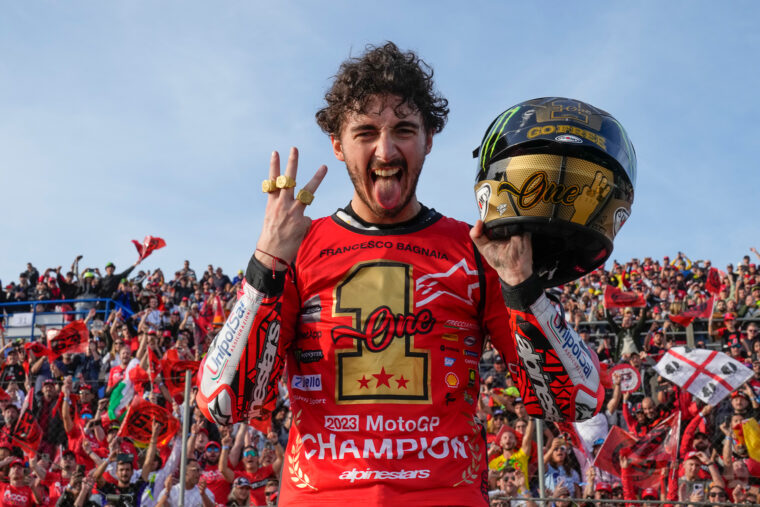 Pecco-Bagnaia-campeon-mundo-motogp-2023 (2)